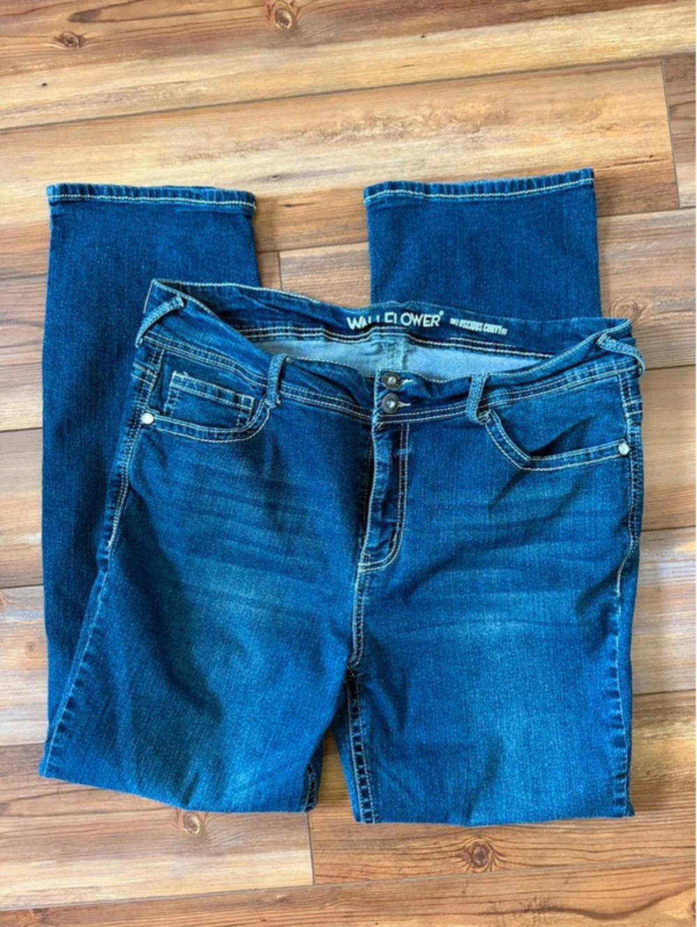 Wallflower jeans size 18 - Picture 2 of 3
